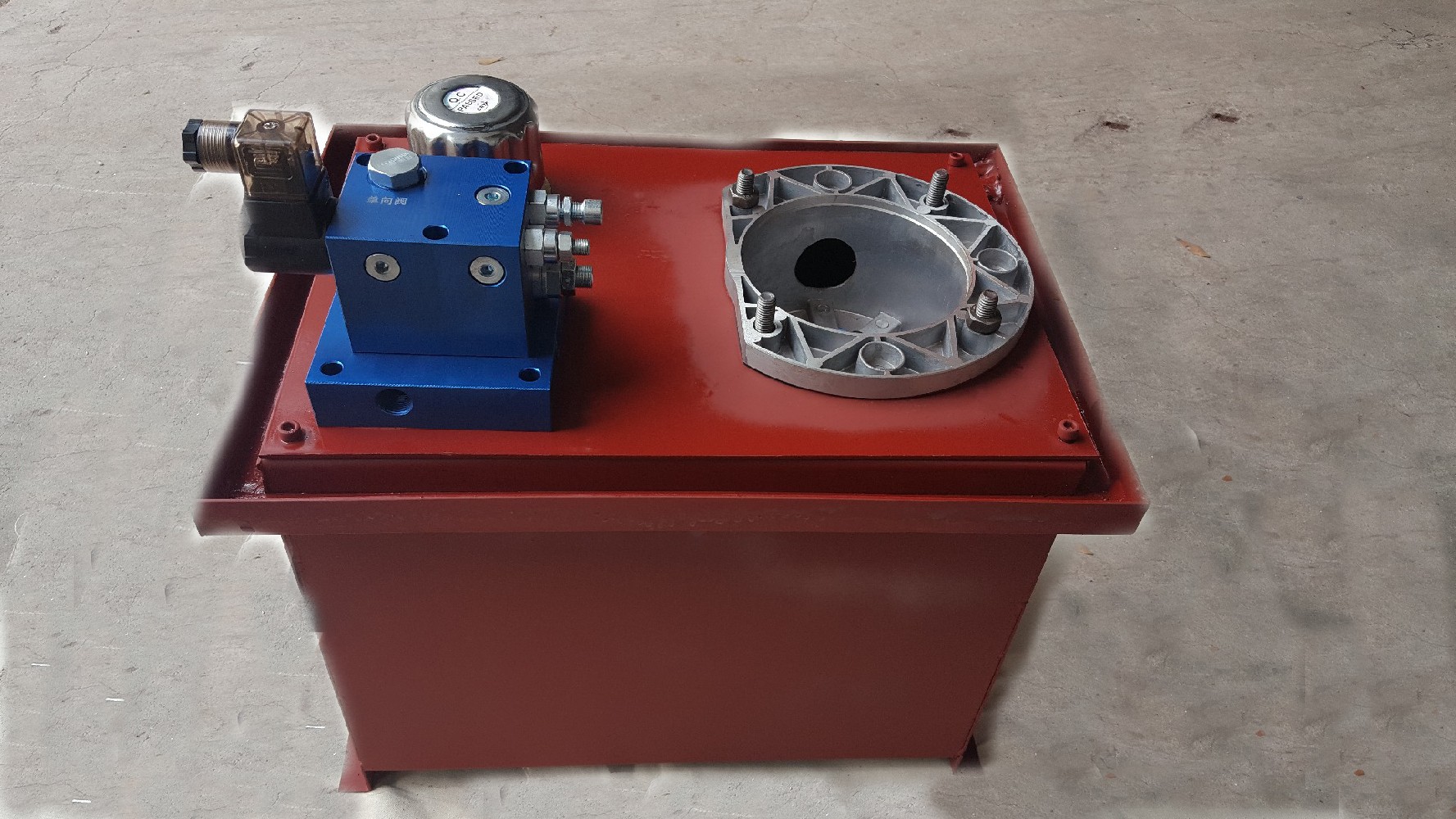 如何确定液压油缸缓冲机构的形式？ 